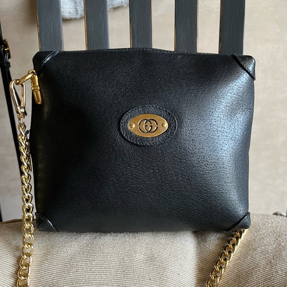 Gucci Handbags - GUCCI Vintage Logo Leather Crossbody Bag - NWOT